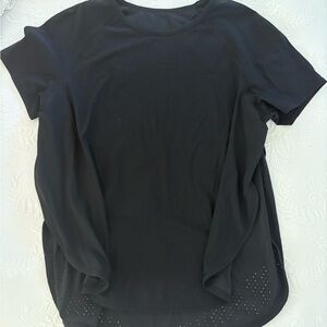 Lululemon dry fit women’s Top